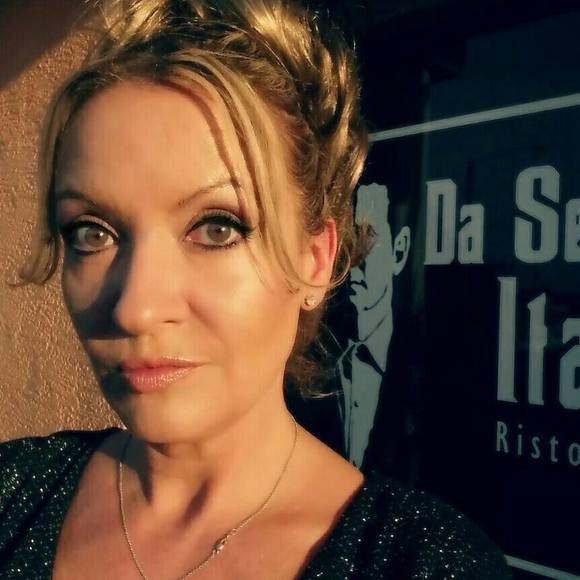 Meet your Posher, Annick - Picture 1 of 1